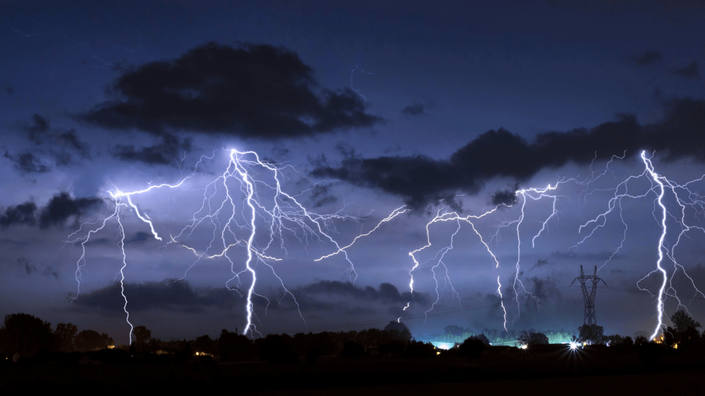 power outages in florida from lightning